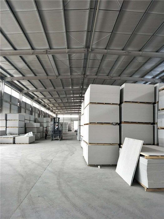 重庆厂家供应纤维水泥板，水泥装饰板，水泥压力板，艾特板等