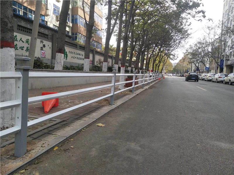 惠州人行道隔离带护栏厂家