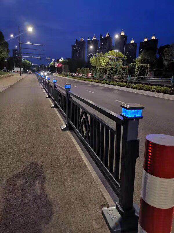 深圳交通波形护栏安装