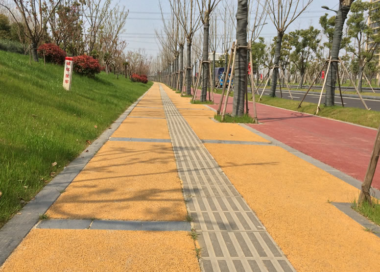 淄博市透水地坪的标准做法张店区彩色透水混凝土路面