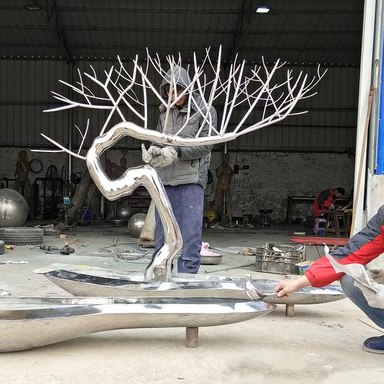 不锈钢大树雕塑 制作厂家 不锈钢树杆雕塑