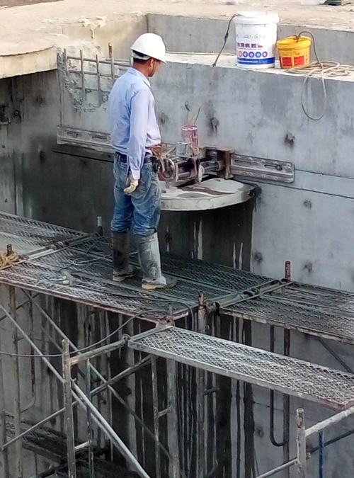 北京无损静力楼梯切割拆除施工