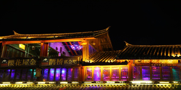 郑州酒吧KTV外墙灯光亮化，魅力夜景让亮化交付更简单