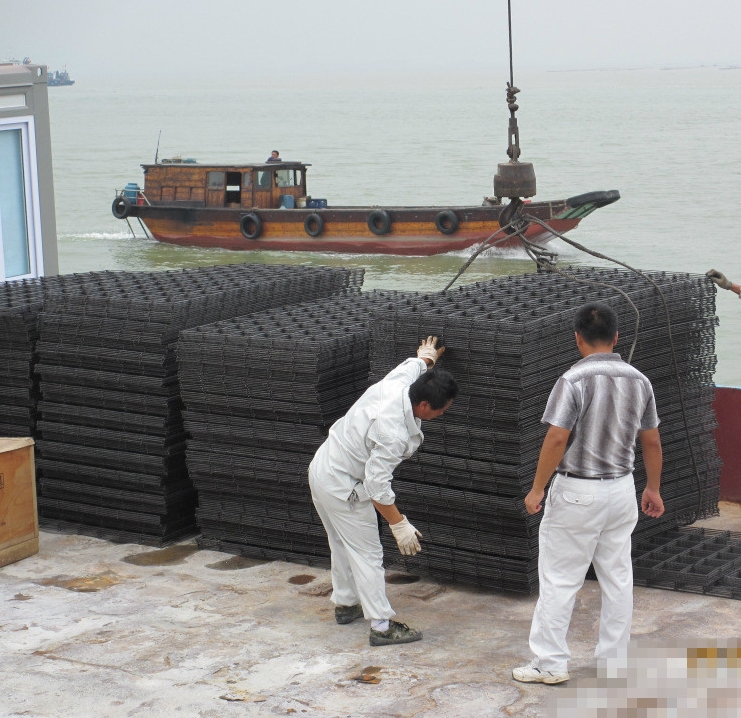 广东网片厂家大量生产黑铁线碰焊网、钢筋网片、镀锌网片、不锈钢网片