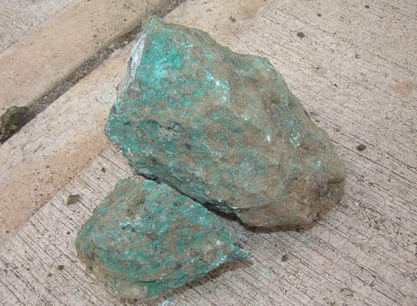 黄埔新港海运锌矿石进口清关公司-丰富的矿石进口案例