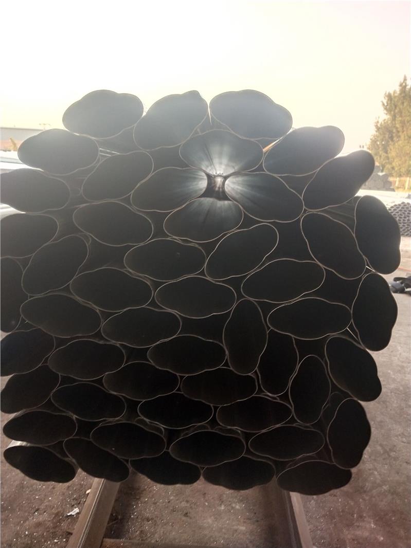 楼梯扶手管