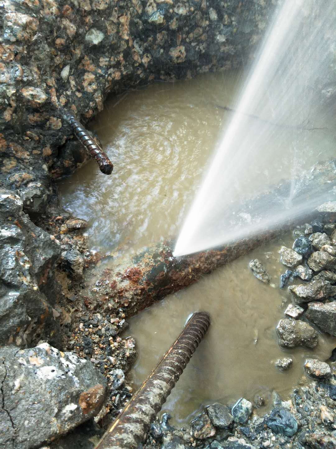 广州家庭水管漏水检测价格，花都区冷热水管漏水测漏