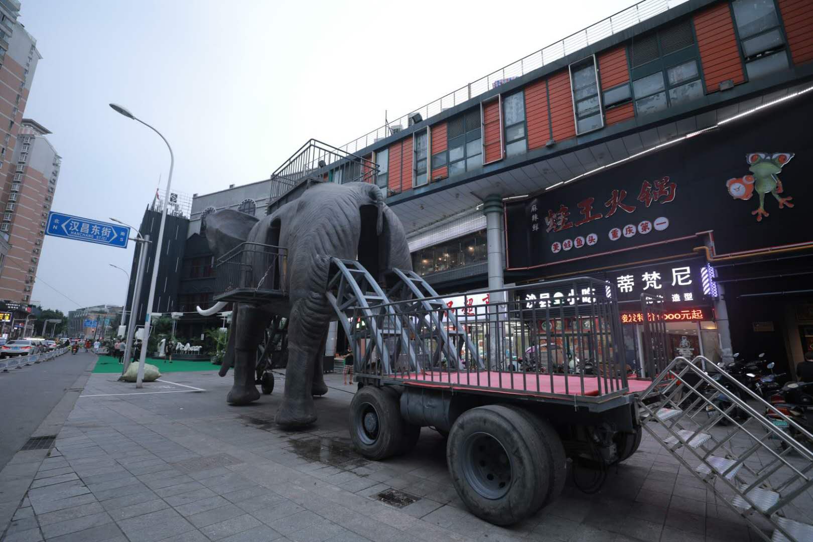 会喷火机械大象,全国出租出售展览
