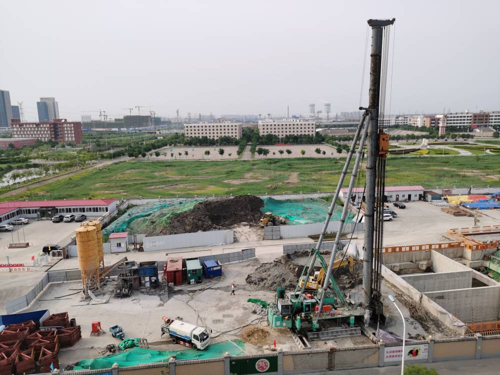 SMW工法止水帷幕三轴钻机地基加固850 H700型钢租赁天津中成基础