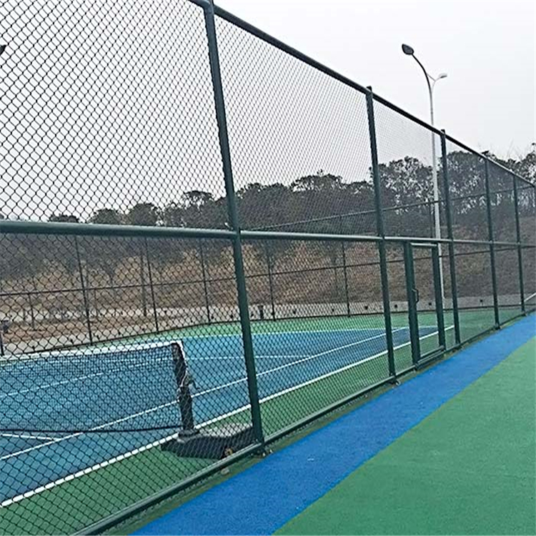 浸塑球场围网 组装体育场防护网 篮球场围栏网厂家