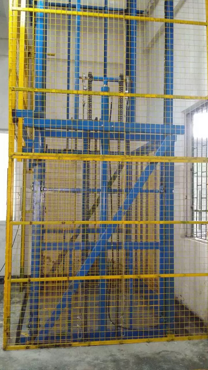东莞厂家定制液压货车升降尾板 升福汽车起重尾板 1.5吨2吨货物升降台
