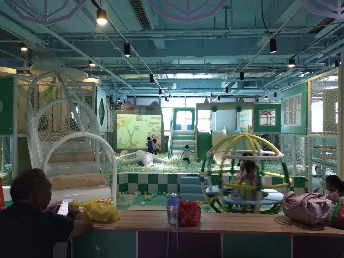南昌奇萌游乐设备淘气堡儿童乐园设备设施厂家直销