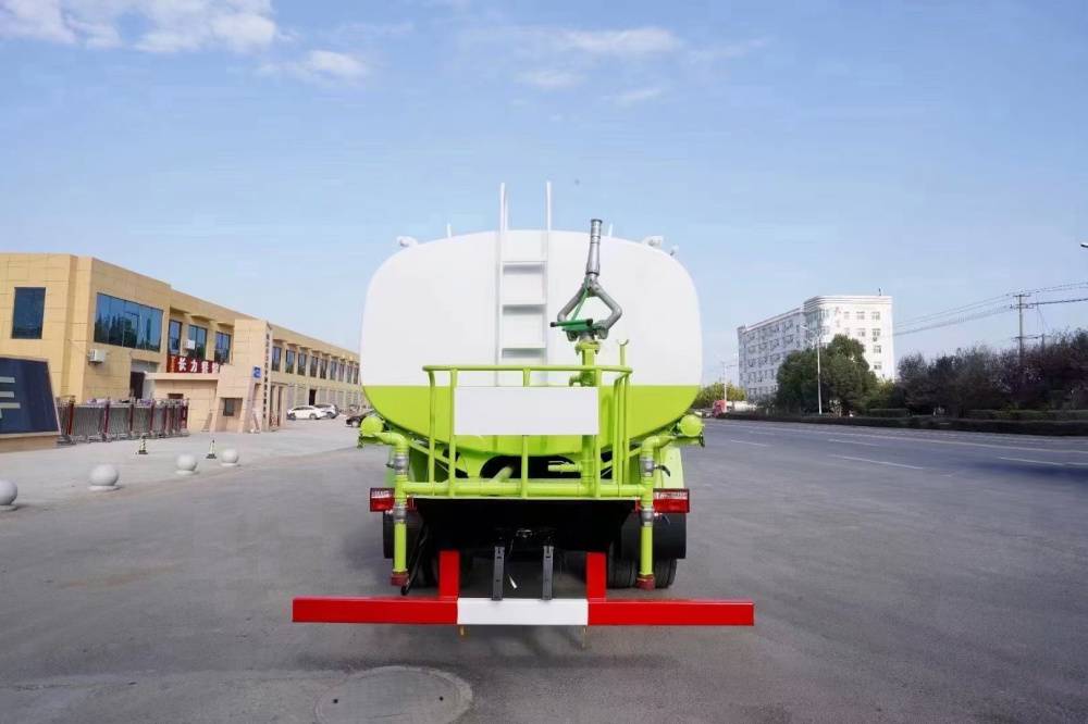 解放牌绿化喷洒车12方容积 大型城市环卫洒水车