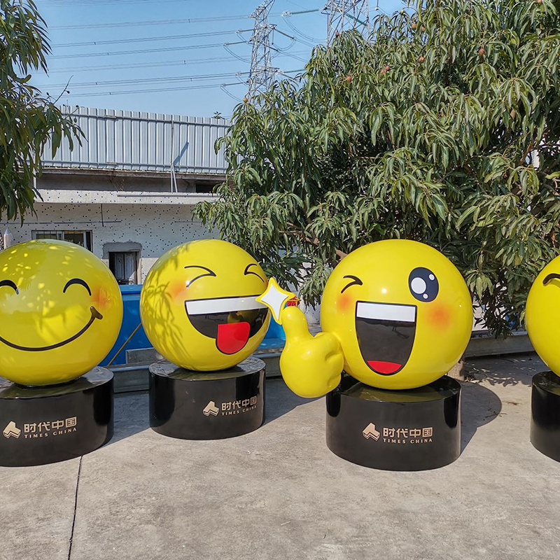 哈尔滨玻璃钢定制 笑脸表情雕像 绿色环保