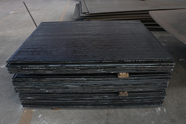 煤矿机械耐磨复合衬板生产厂家