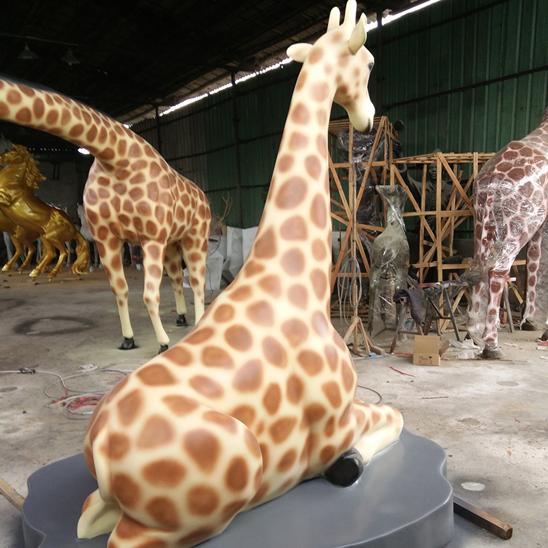福建玻璃钢长颈鹿雕塑