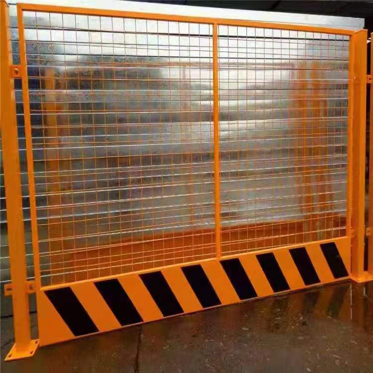 护栏网厂家批发现货绿色双边丝护栏网公路护栏网加工定做铁路围栏