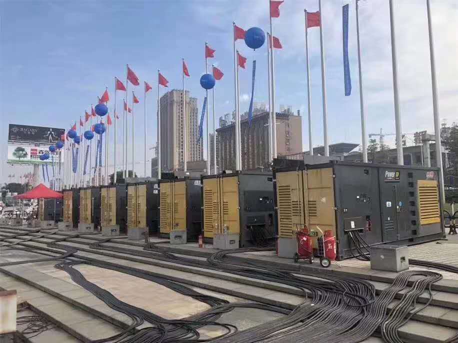 濰坊諸城美國康明斯300kw發電機出租一月多少錢