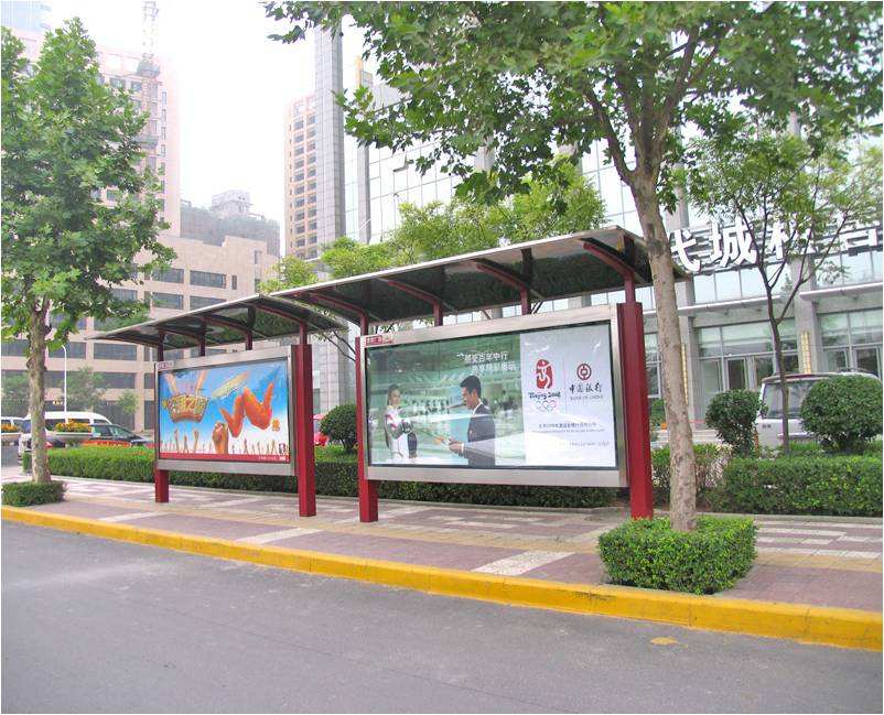 遂宁市公交站牌广告、公交车体广告、公交车内广告介绍、公交候车亭广告作为户外广告的优势有哪些？