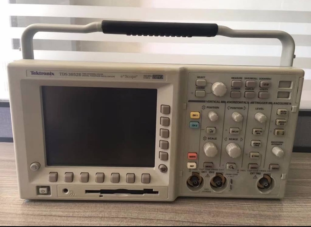 美国泰克Tektronix TDS3052B 数字荧光示波器