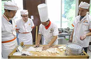 厨师烹饪学校新东方厨师培训烹饪精英班