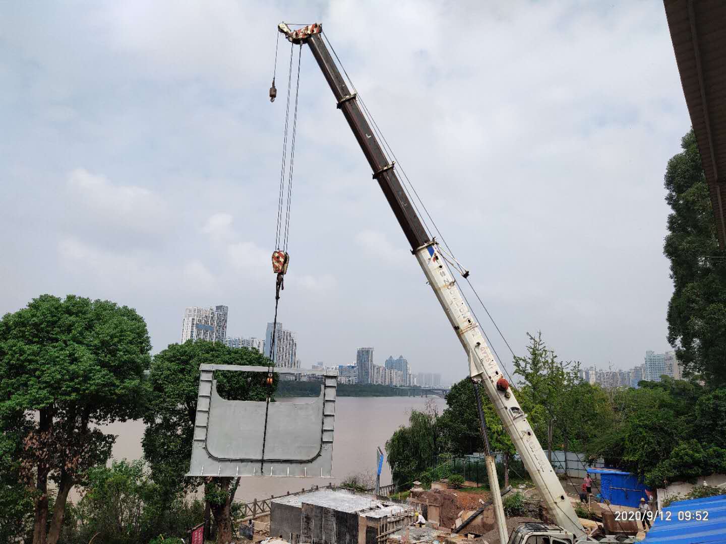 乌海雨污分流液动下开式堰门型号 耐腐蚀