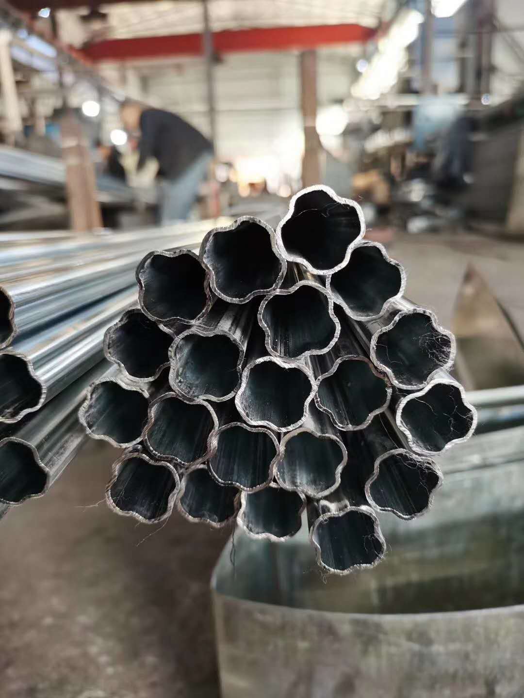 广西不锈钢梅花管生产厂家 护栏管 异型管