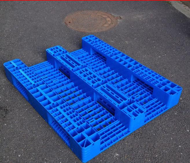 钦州塑胶托盘厂家 平板川字型塑料托盘 坚固耐用