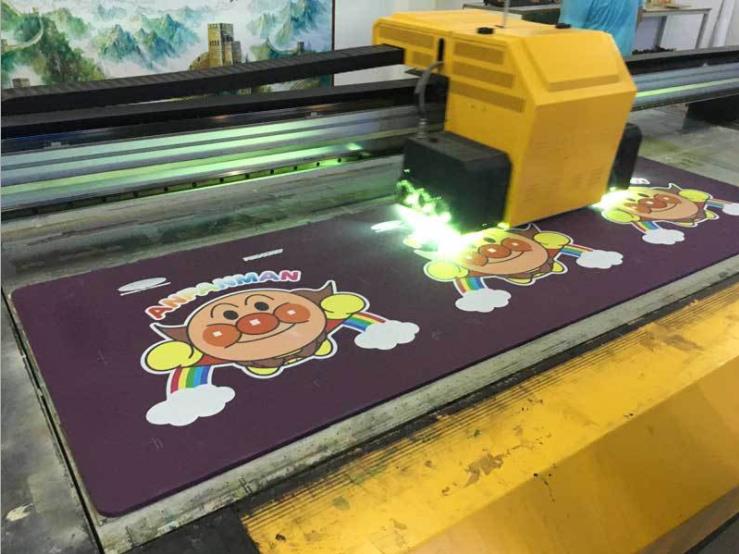 UV平板打印机厂家