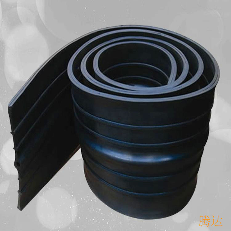 中埋式橡胶止水带​工程质量要求​ 混凝土变形缝橡胶侧水封机头方法​