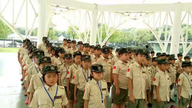 上海2021青少年冬令营军事管理