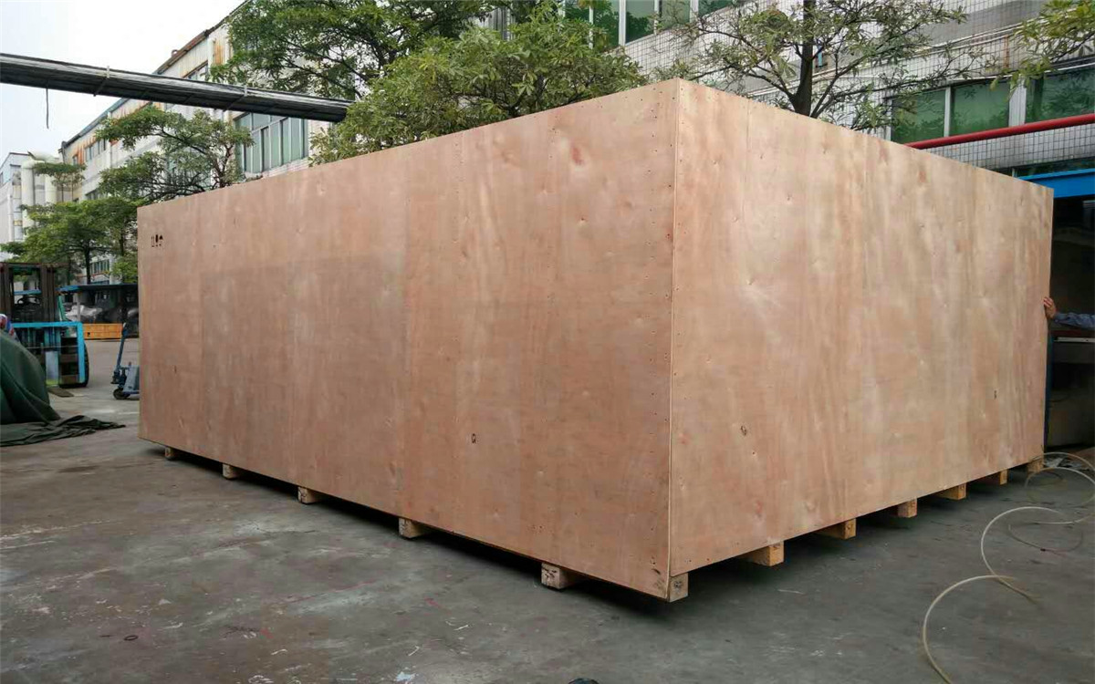 大型设备木箱包装，深圳东莞惠州广州大型设备木箱打包
