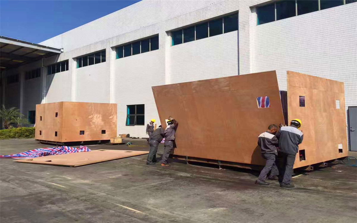 深圳龙华木箱包装厂家，出口包装木箱，设备木箱包装