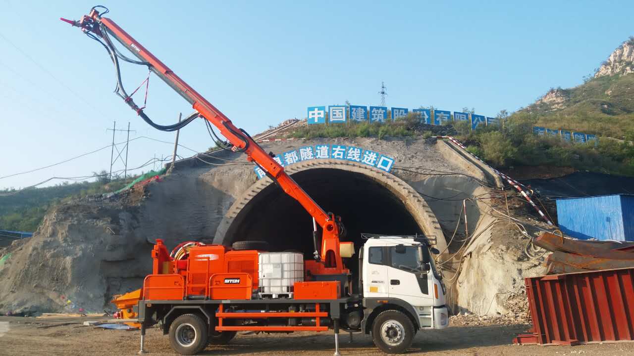 鑫通车载式湿喷台车用于高速隧道工程喷浆