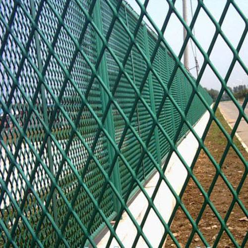 浸塑钢板网护栏厂家供应喷塑钢板网现货【冠成】
