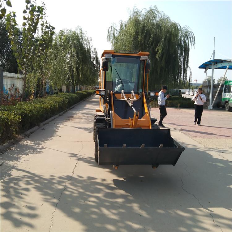 中亚重科建筑机械装载机农用小铲车四驱铲车装载机