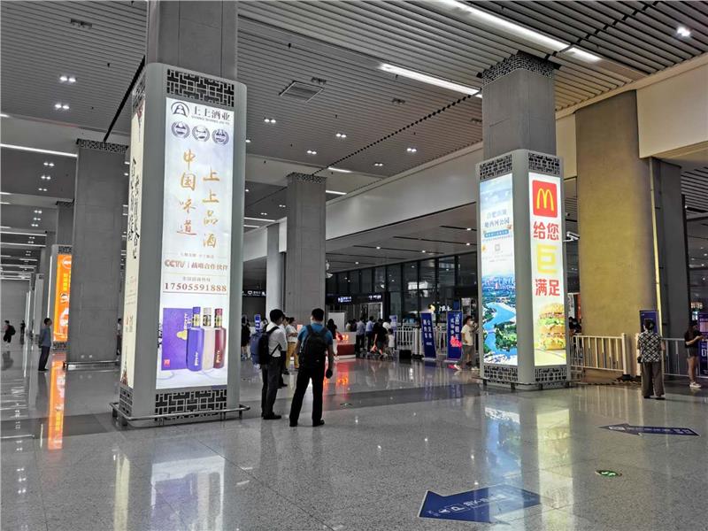 安徽六安高铁南站灯箱广告发布