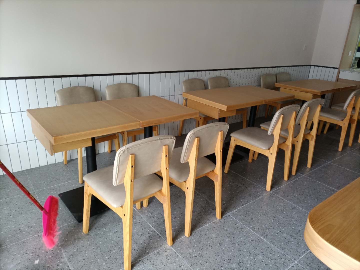 深圳聚焦美家具有订制快餐厅桌子 定做抽屉桌子