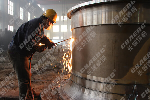 大型铸件铸造厂加工球磨机中空轴铸钢材质