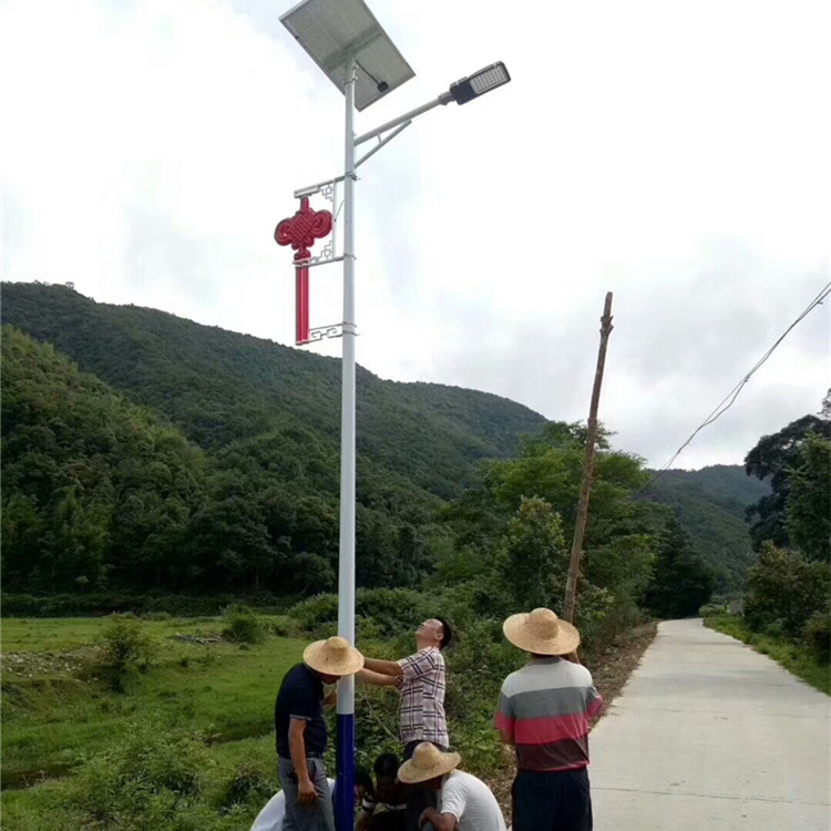 开封太阳能路灯批发 乡村安装批发价格技术培训