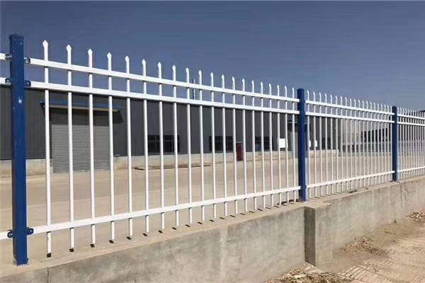 厂家锌钢护栏小区别墅铁艺围栏学校安全隔离栏工地庭院锌钢防护栏
