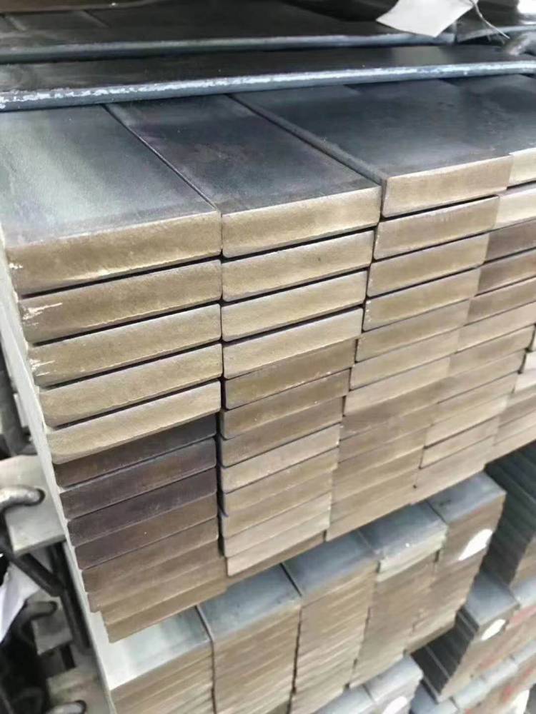 山东扁钢厂家 加工生产高锌层 镀锌材料