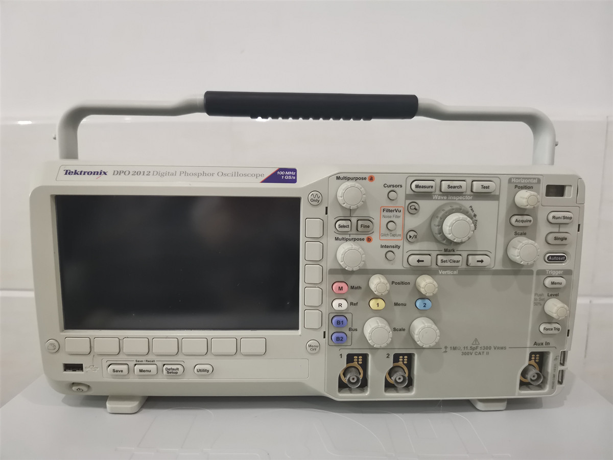Tektronix泰克TDS3052B 500MHz数字示波器