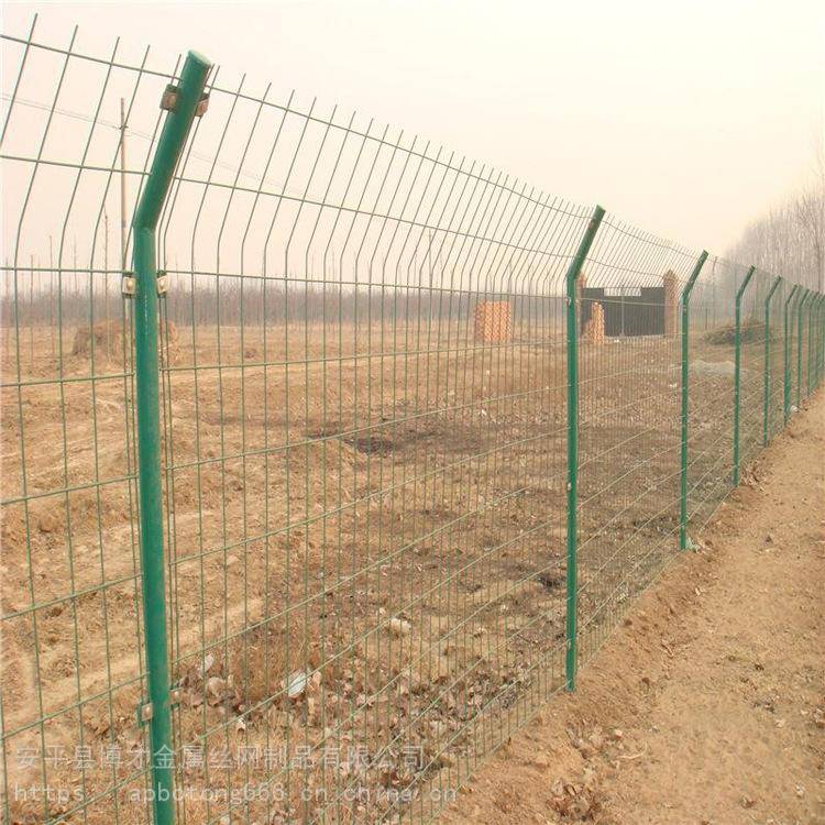 新乡 果园围栏网价格 绿色果园围栏网生产厂家 小区护栏网