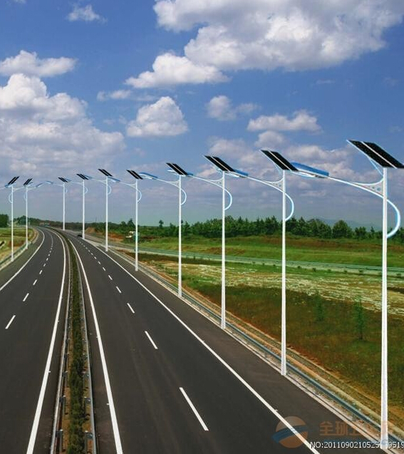 供应福建浦城新农村太阳能路灯6米7米各种款式型号