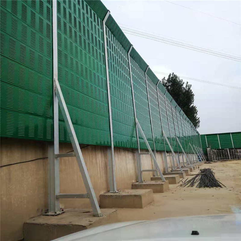 学校体育场声屏障学校围墙加装隔音屏障金属隔音墙板