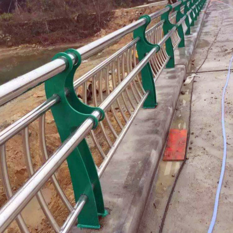 桥梁不锈钢护栏 复合管防撞护栏 304不锈钢复合管