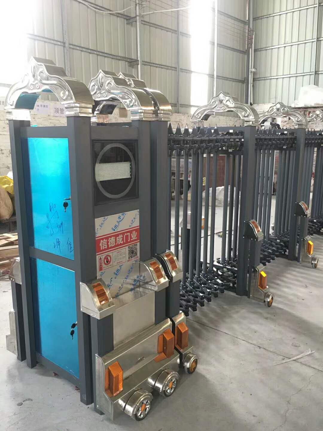鹤山电动伸缩门设计生产销售一条龙服务 铝合金电动门制作厂家
