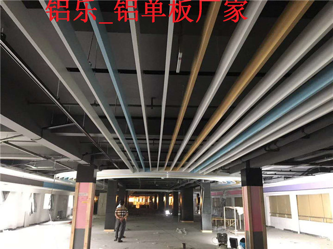 衢州弧形铝板包柱厂商