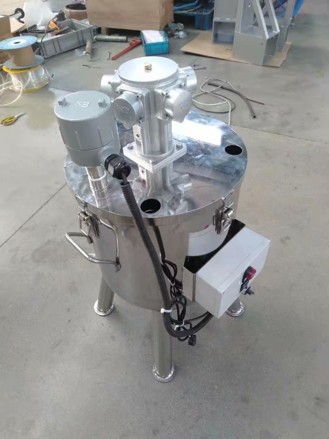 微型磁力搅拌高压反应釜 桶用搅拌机 节省人工